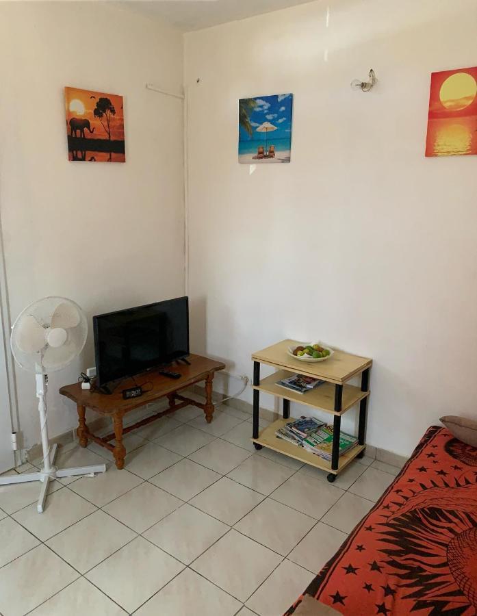 Chez Sidoine Meuble 1 Chambre Le Moule Ngoại thất bức ảnh